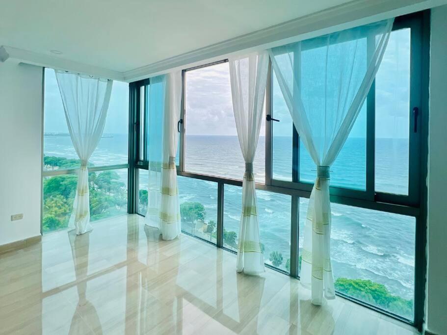 Beach Front Penthouse In Exclusive Tower Σάντο Ντομίγκο Εξωτερικό φωτογραφία