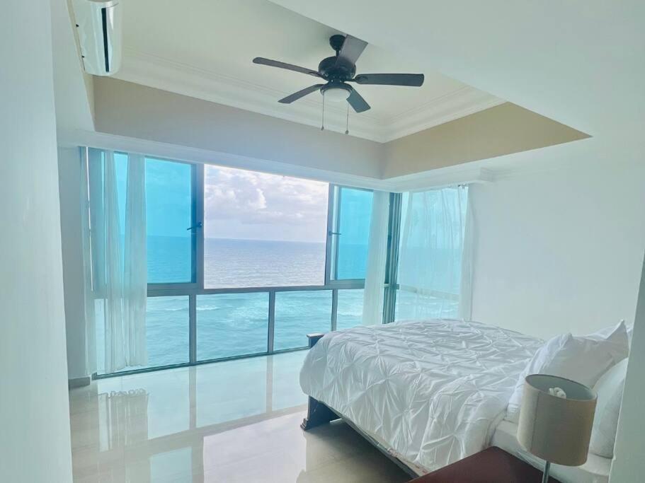 Beach Front Penthouse In Exclusive Tower Σάντο Ντομίγκο Εξωτερικό φωτογραφία