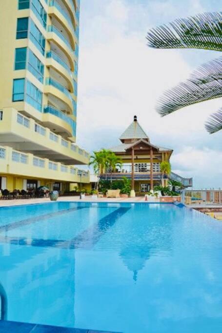 Beach Front Penthouse In Exclusive Tower Σάντο Ντομίγκο Εξωτερικό φωτογραφία